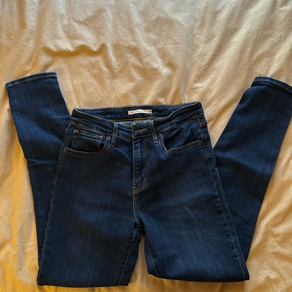Levi’s 721 High Rise Skinny Jeans
